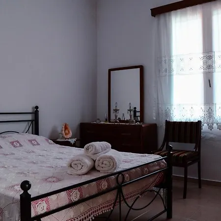 House Tsikalario